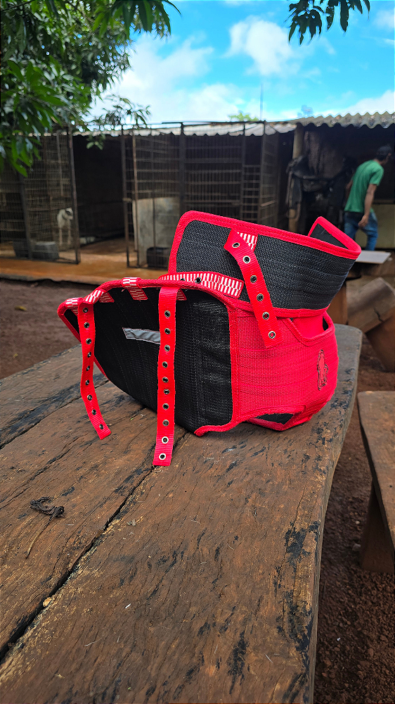 Colete para Cães Preto com Vermelho