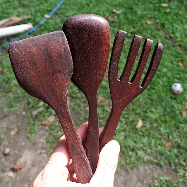 Conjunto Ônix: Talheres de Madeira Nobre