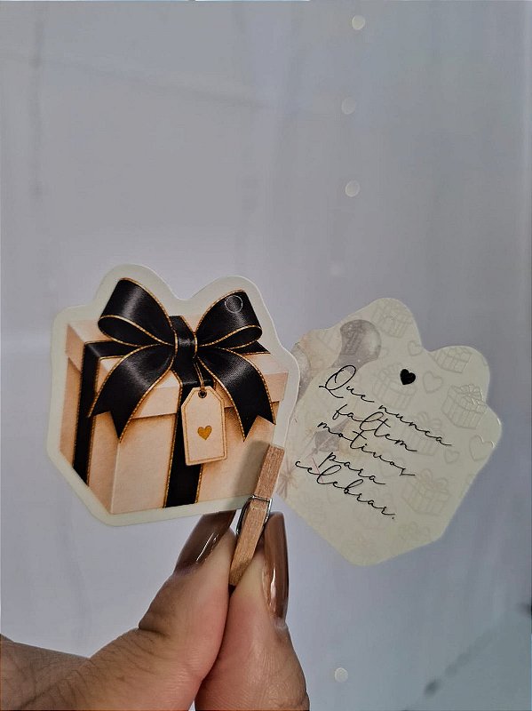 Sem personalizar 20 Un Tag PRESENTE DOURADA - FULL - Aniversário