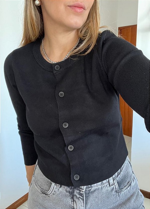 Cardigan Preto Curto