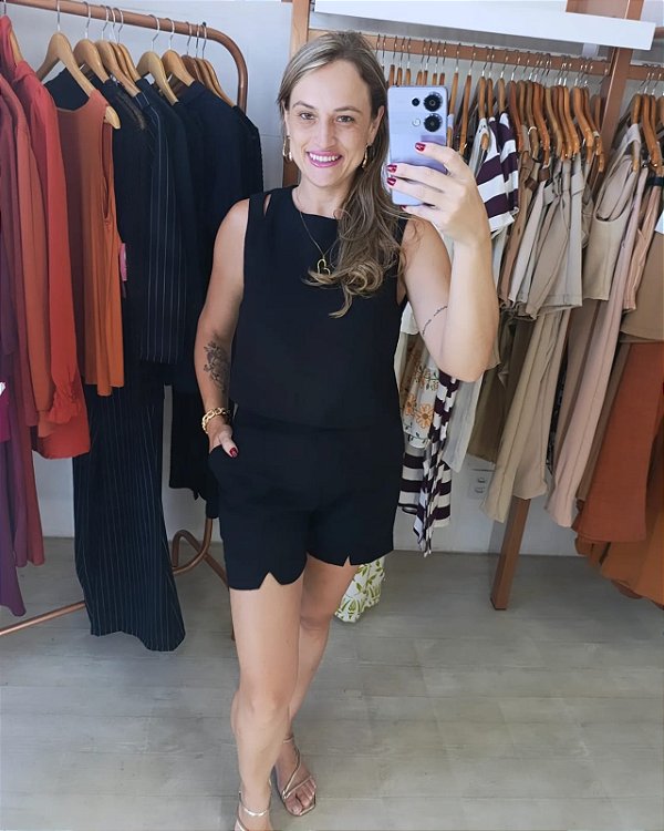 Conjunto Blusa regata e Shorts Linho