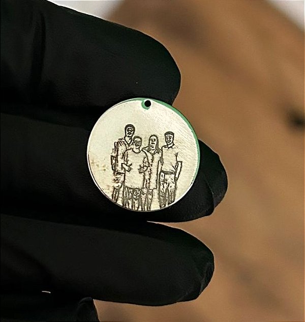 Pingente Medalha Redonda Personalizada (19mm) Banhada A Prata PINP004