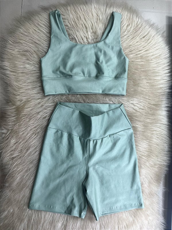Conjunto Short Meia Coxa+ Top Clarisse Cor Verde Alecrim