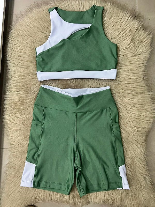 Conjunto Desempenho Short+Top Cor Verde Oliva+Branco