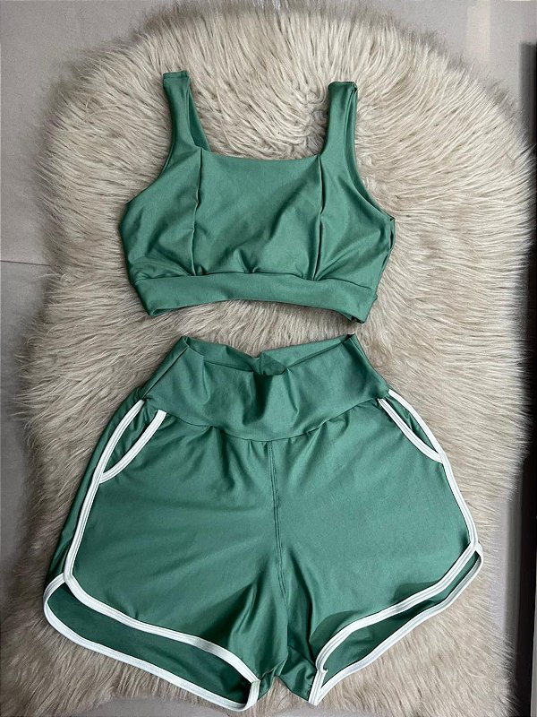 Conjunto Short Vibe+Top Cor Verde Oliva+Off