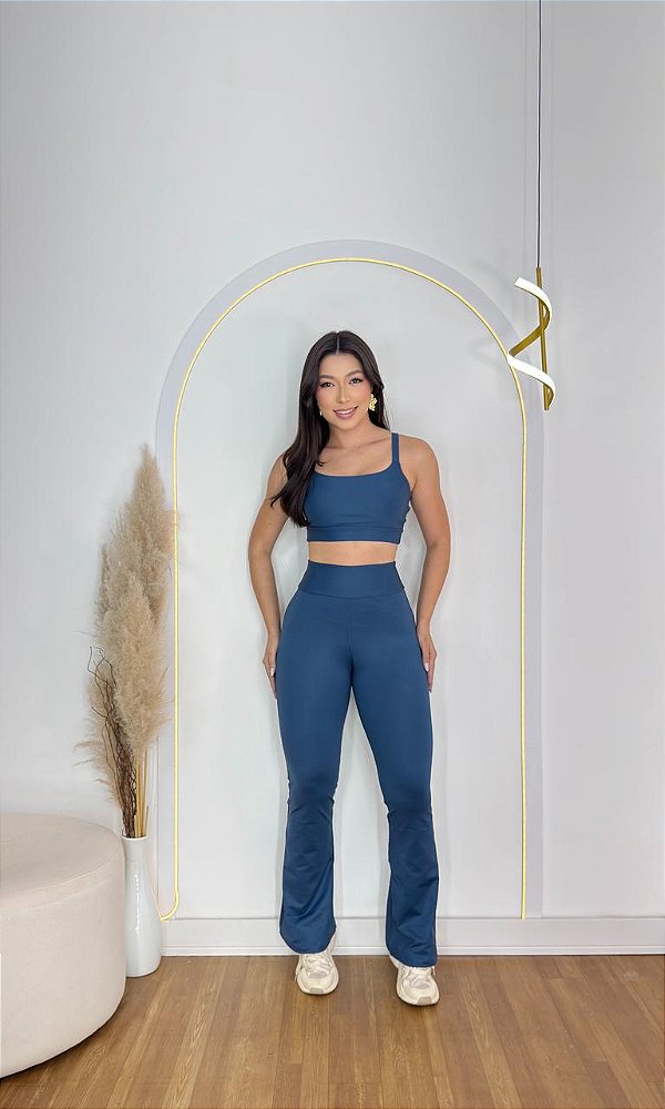 Conjunto Flare Legging+Top Alça Reta Cor Azul Petróleo