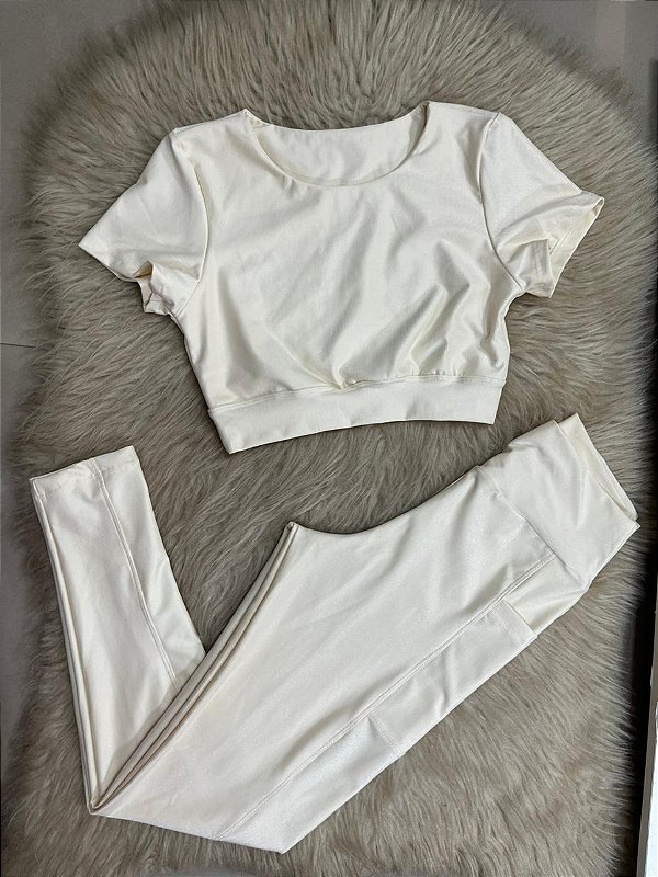 Conjunto Atitude Legging Canelado Poliamida+Top Cor Off