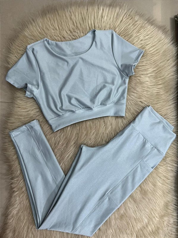 Conjunto Atitude Legging Canelado Poliamida+Top Cor Prata