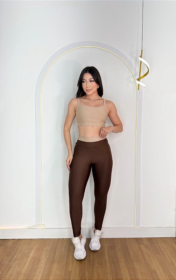 Conjunto Isis Legging+ Top Cor Marrom+Off