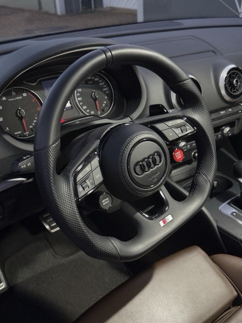 Volante Esportivo Completo modelo Audi RS3, R8 - Cód.14609
