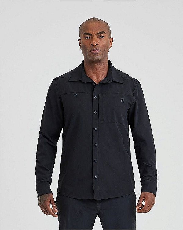 Camisa Invictus Movement Preto