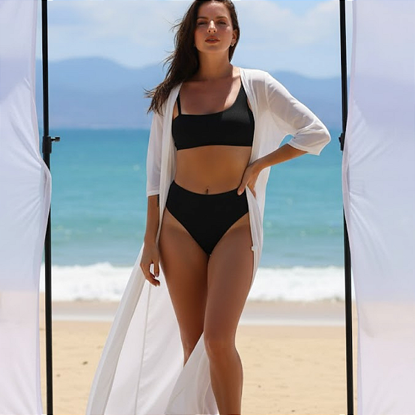 Biquíni Top e Calcinha Cintura Alta Preto Le Paradis Sustentação