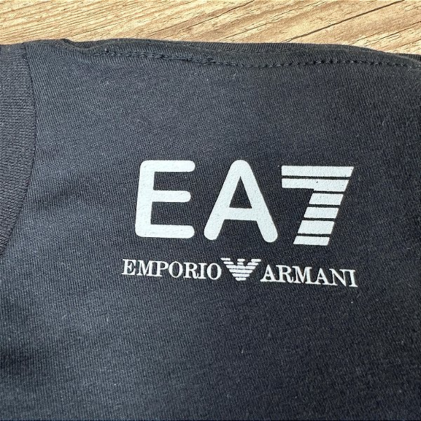 Camiseta Armani
