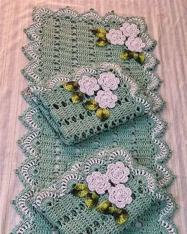 Jogo de tapetes para cozinha em crochê com flores 3 peças JC010