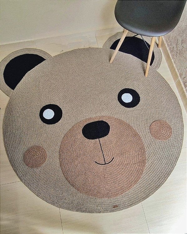 Tapete urso para quarto em crochê 120cm diâmetro TS0018