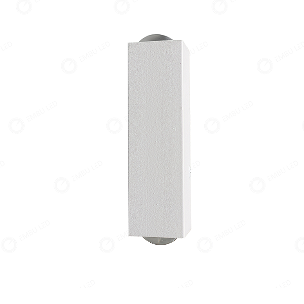ARANDELA MINI BRANCO 2 FACHOS 3+3W - 3000K IP54
