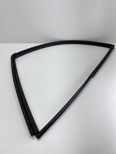 Canaleta Porta Dianteira Esquerda Toyota Hilux 2016 A 2022