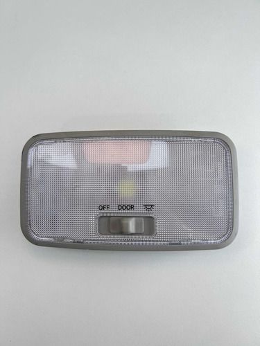 Luz Cortesia Traseira Toyota Hilux 2016 A 2022