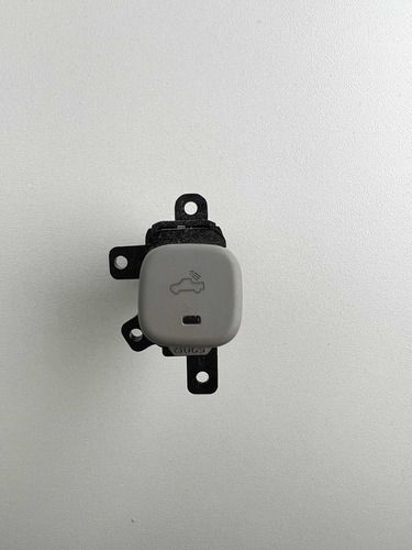 Botão Luz Caçamba Fiat Toro 1002322520