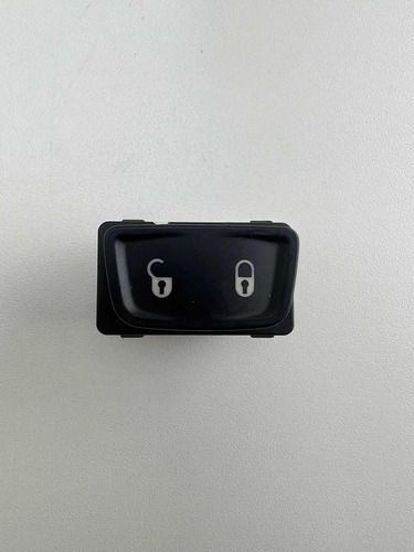 Botão Trava Porta Dianteira Esquerda Fiat Toro