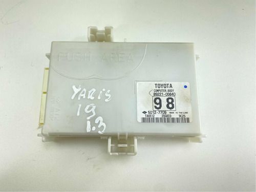Módulo Caixa Fusíveis Painel Toyota Yaris