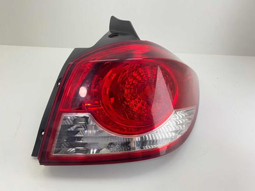 Lanterna Traseira Direita Cruze Hatch 2012 A 2016 Detalhe