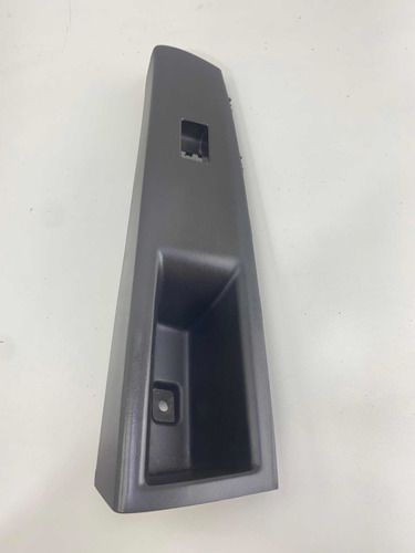 Moldura Puxador Porta Dianteira Direita Cruze 2012 A 2016