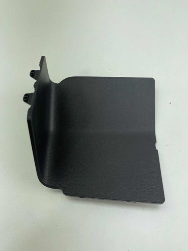Acabamento Direito Porta Mala Tracker 2014 A 2019