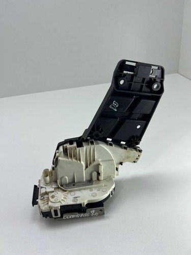 Fechadura Porta Dianteira Direita Jeep Compass 2017 A 2021
