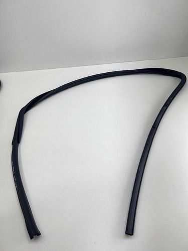 Canaleta Porta Dianteira Direita Gol Voyage G5 G6
