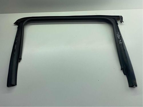 Canaleta Porta Traseira Esquerda Fiat Toro