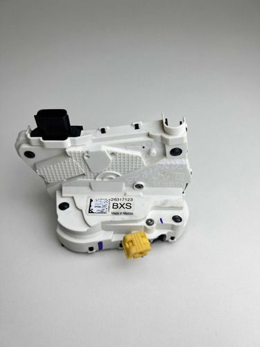 Fechadura Porta Traseira Direita Tracker 2020 A 2023