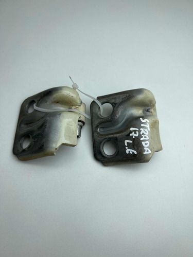 Dobradiças Porta Esquerda Fiat Strada 2014 A 2019