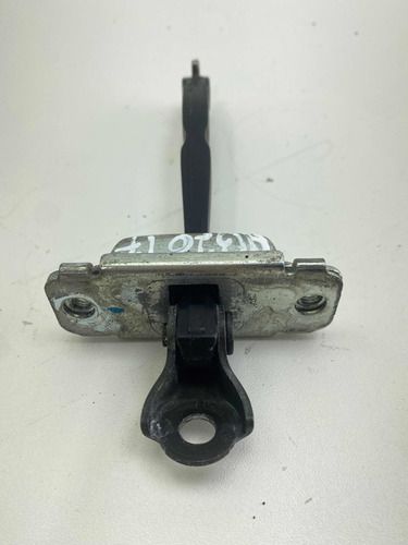 Limitador Porta Traseira Esquerda Hb20 2013 A 2019