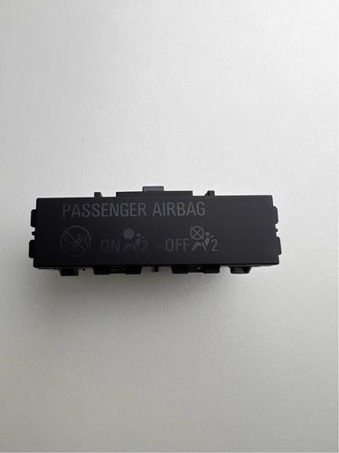 Botão Display On Off Passenger Tracker 2020 2021 26319169