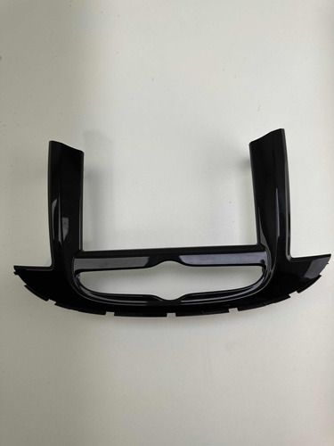 Moldura Painel Tracker 2017 2018 2019