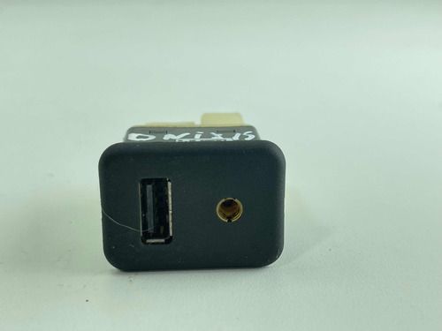Entrada Usb Ônix Prisma 2013 A 2019
