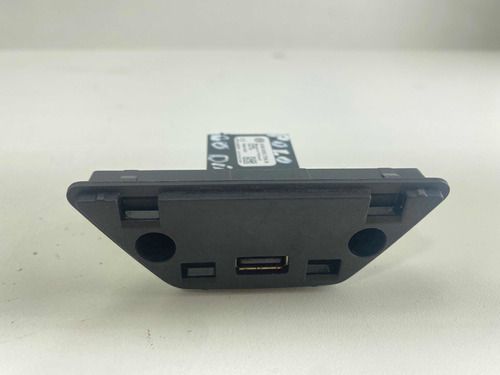 Entrada Usb Painel Polo Virtus 2017 A 2021