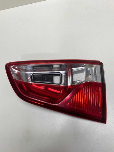 Lanterna Tampa Traseira Ecosporte 2013 A 2017 Detalhe