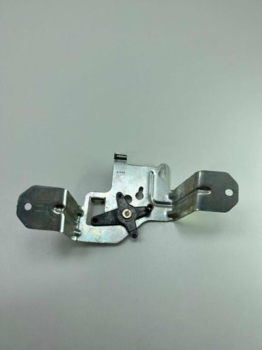 Suporte Fechadura Tampa Traseira Vw Saveiro G7 G8 5u7827425