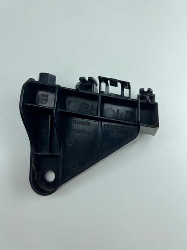 Suporte Guia Parachoque Traseiro Direito Corolla 2015 A 2019