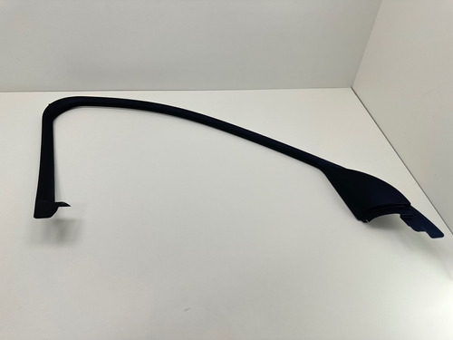 Acabamento Arco Porta Dianteira Esquerda Bmw X1 2016 A 2020