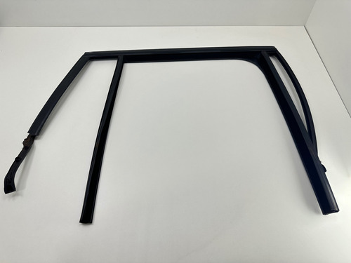 Canaleta Porta Traseira Direita Bmw X1 2016 A 2020