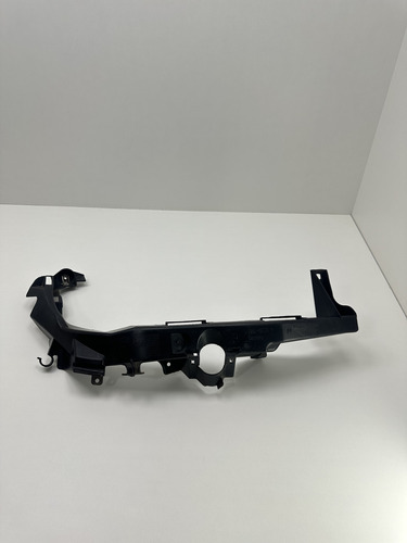 Suporte Guia Farol Direito Bmw 318 320 2008 A 2012