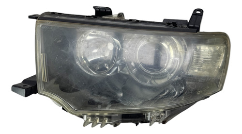 Farol Esquerdo L200 Triton 2012 A 2016 Avaria