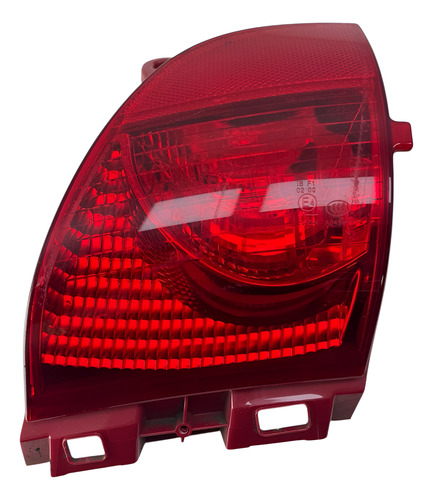 Lanterna Esquerda Parachoque Traseiro Peugeot 2008 2015 A 19
