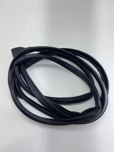 Borracha Porta Dianteira Direita Toyota Hilux 2016 A 2023