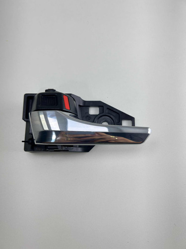 Maçaneta Interna Traseira Esquerda Toyota Hilux 2016 A 2022