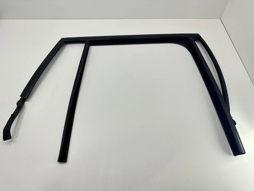 Canaleta Porta Traseira Direita Bmw X1 2016 A 2020