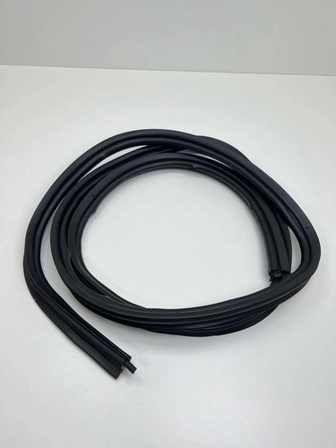 Borracha Carroceria Tampa Traseira Porta Malas Gm Agile